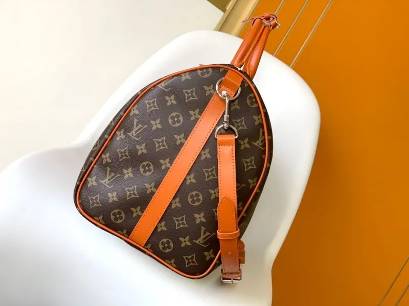 Alternative view of LV Travel Bags-57