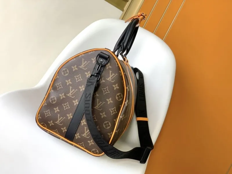 Alternative view of LV Travel Bags-80