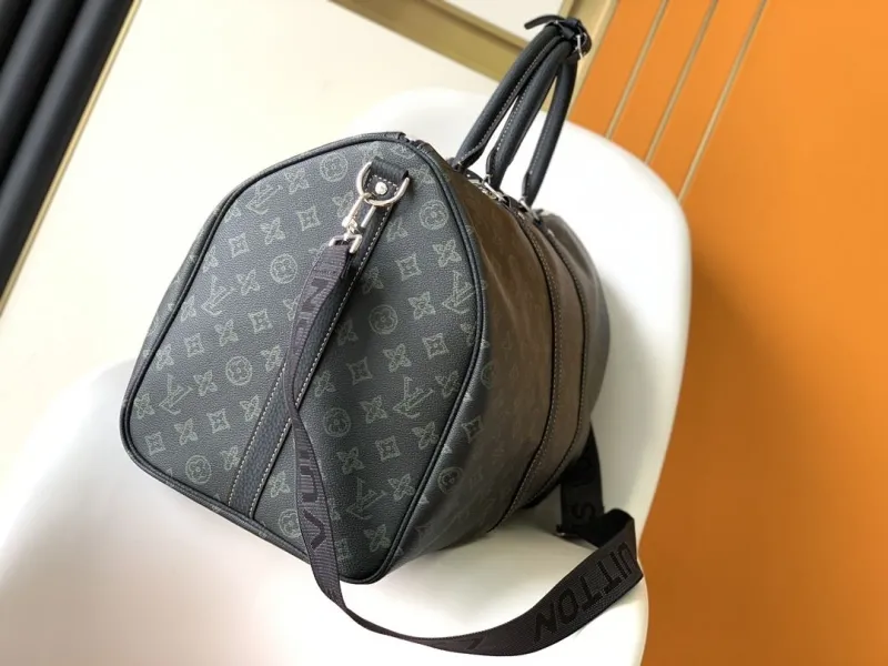 Alternative view of LV Travel Bags-81