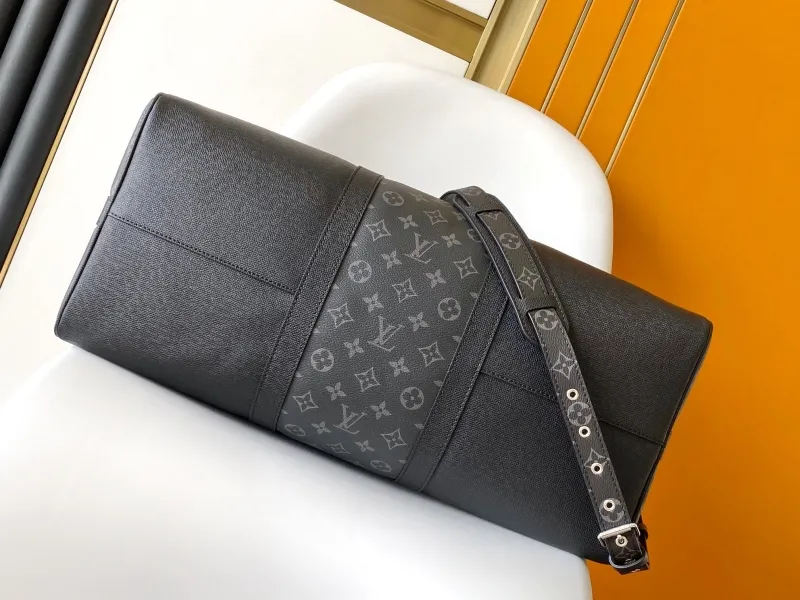 LV Travel Bags-85 - Image 4
