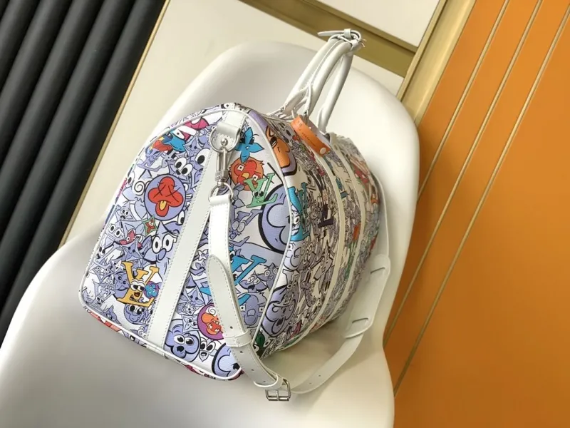 Alternative view of LV Travel Bags-86