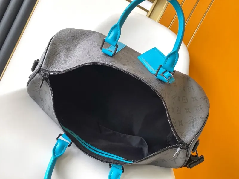 LV Travel Bags-89 - Image 9