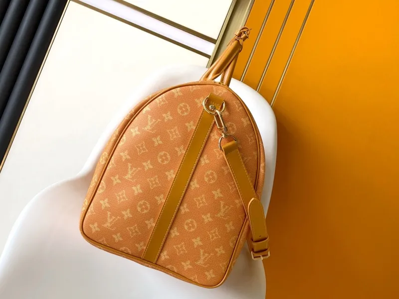 Alternative view of LV Travel Bags-92