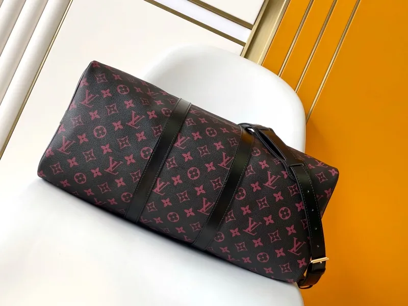 LV Travel Bags-93 - Image 4