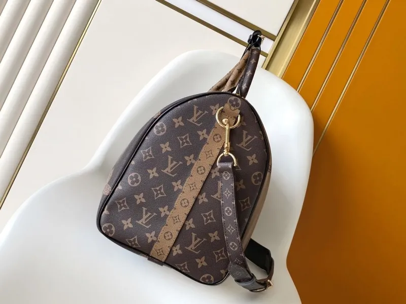 Alternative view of LV Travel Bags-96