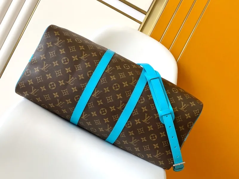 LV Travel Bags-97 - Image 4