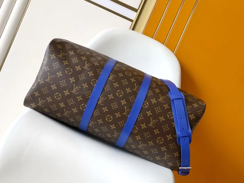 LV Travel Bags-99 - Image 4