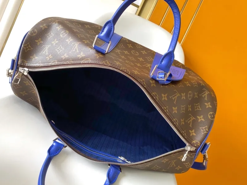 LV Travel Bags-99 - Image 9