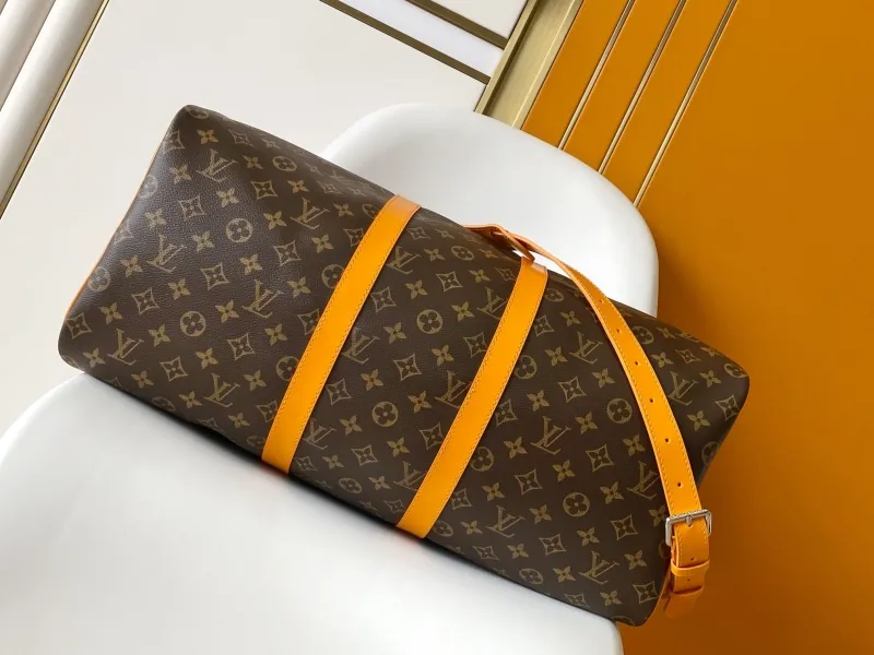 LV Travel Bags-100 - Image 4