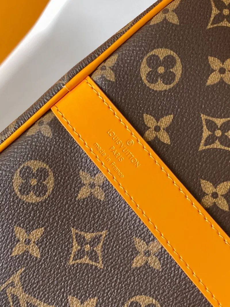 LV Travel Bags-100 - Image 8
