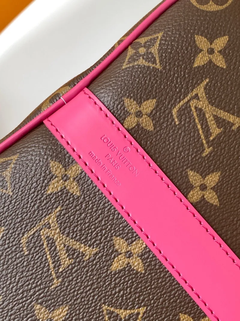 LV Travel Bags-101 - Image 8