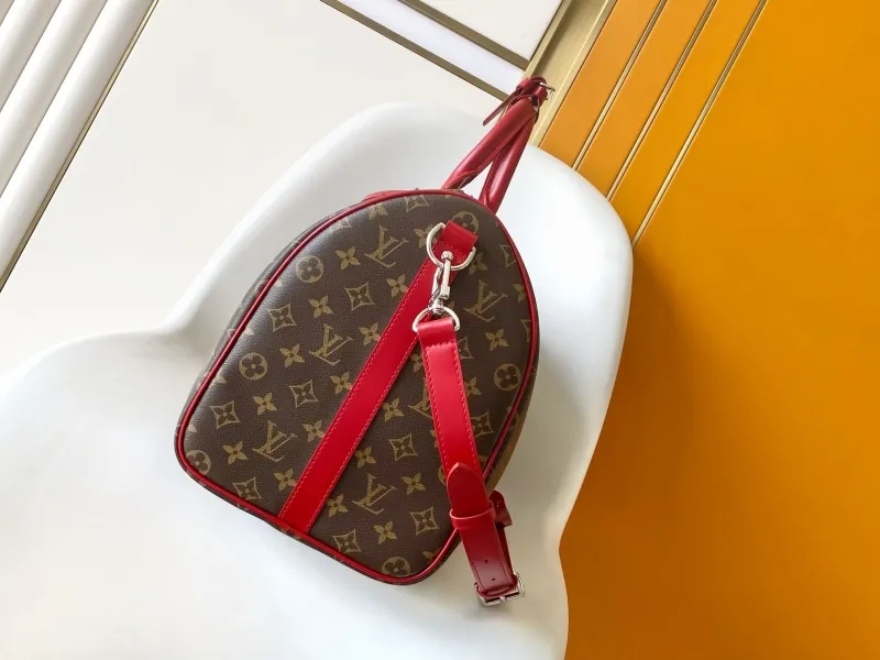Alternative view of LV Travel Bags-102