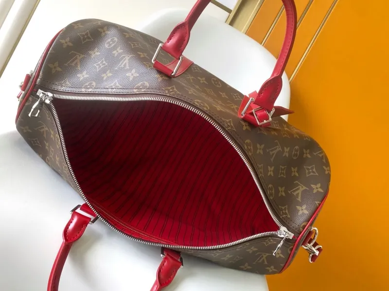 LV Travel Bags-102 - Image 9