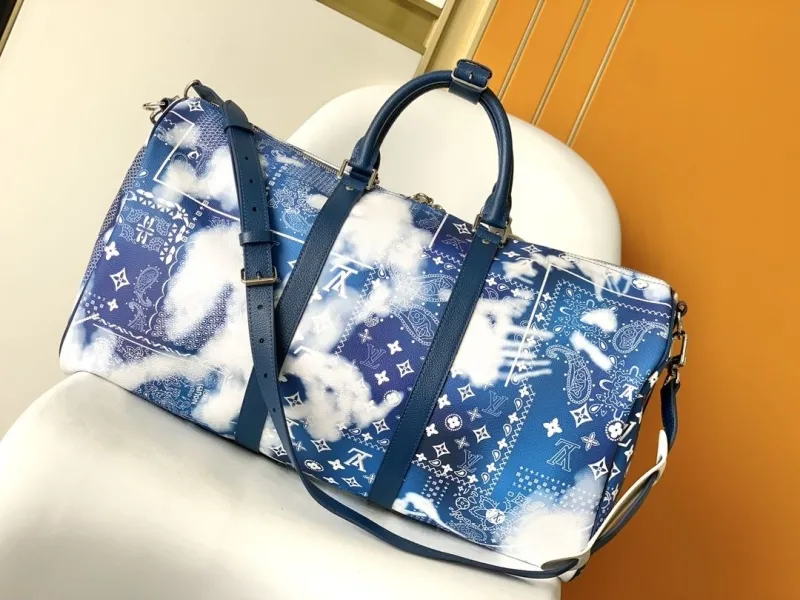 Alternative view of LV Travel Bags-105