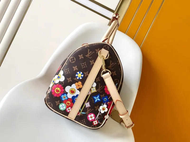 Alternative view of LV Travel Bags-107