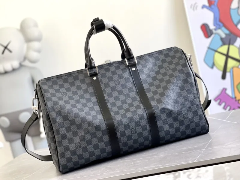 LV Travel Bags-112 - Image 3