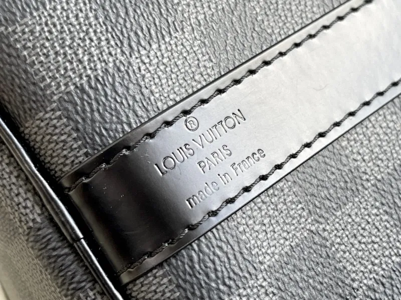 LV Travel Bags-112 - Image 8