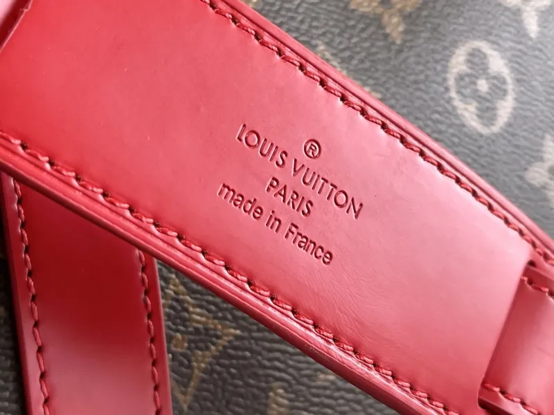 LV Travel Bags-114 - Image 5