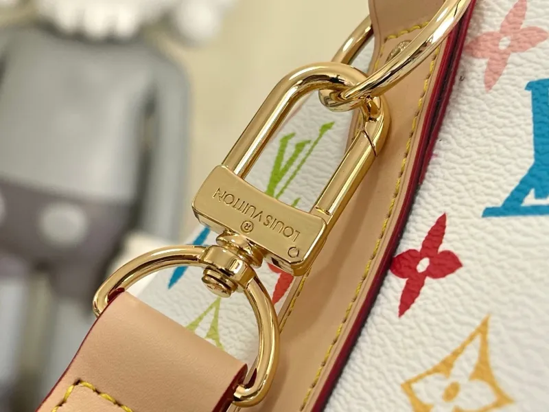 LV Travel Bags-116 - Image 6