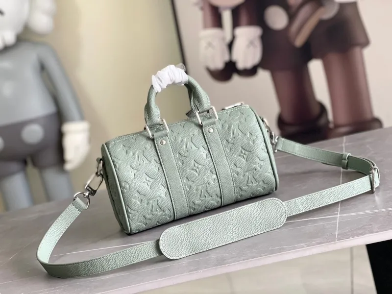 LV Travel Bags-117 - Image 3