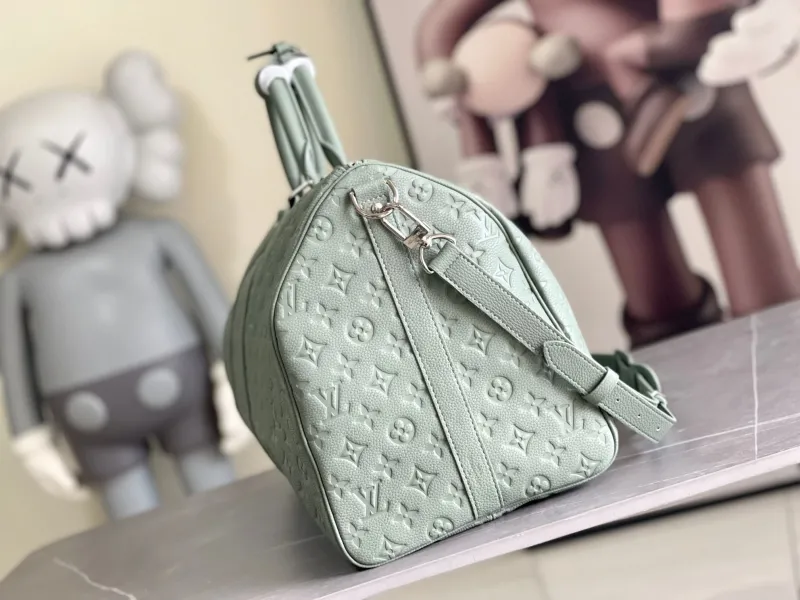 Alternative view of LV Travel Bags-118