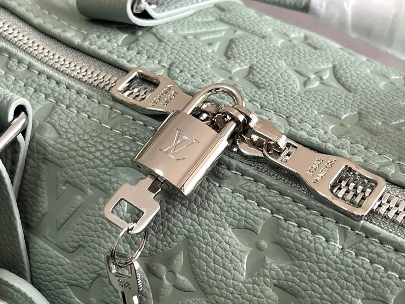 LV Travel Bags-118 - Image 6