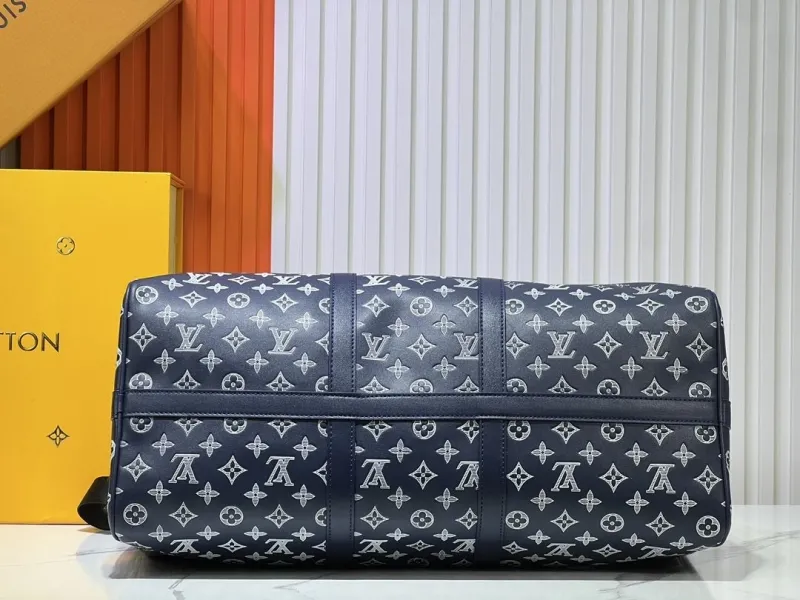 LV Travel Bags-119 - Image 7