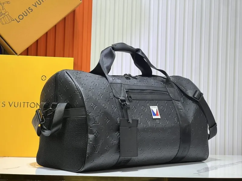 Alternative view of LV Travel Bags-120