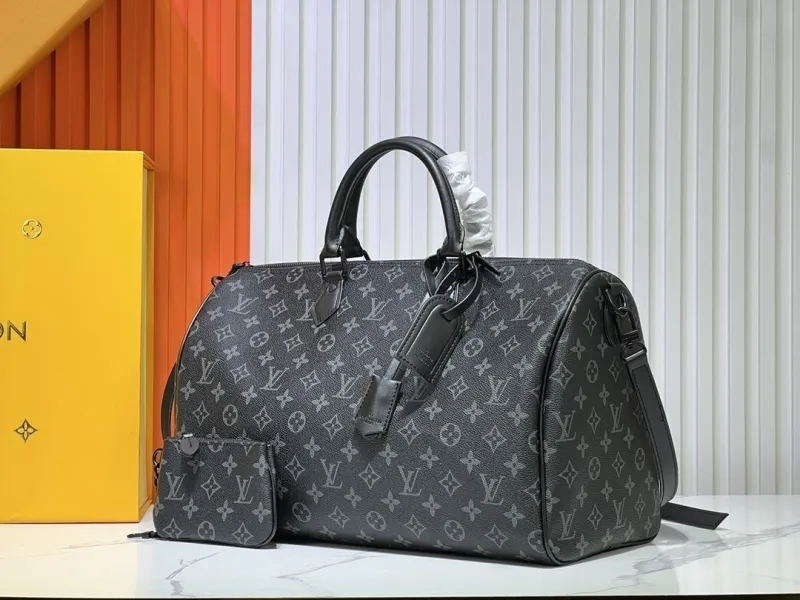 LV Travel Bags-121 - Image 3
