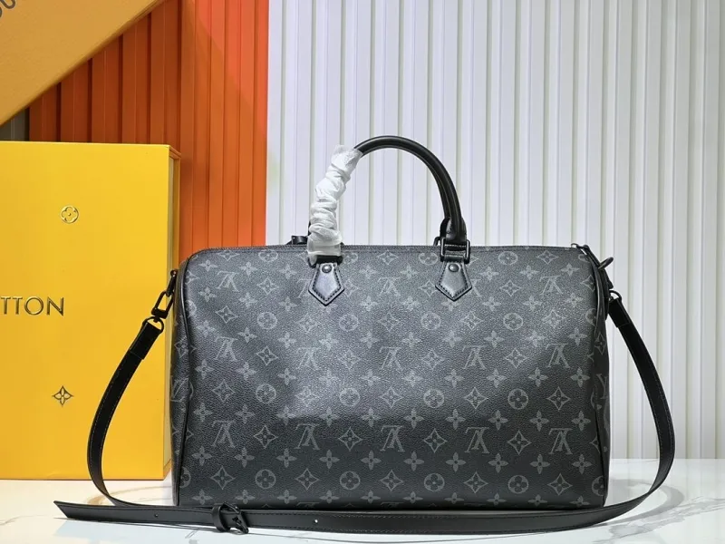 LV Travel Bags-121 - Image 5