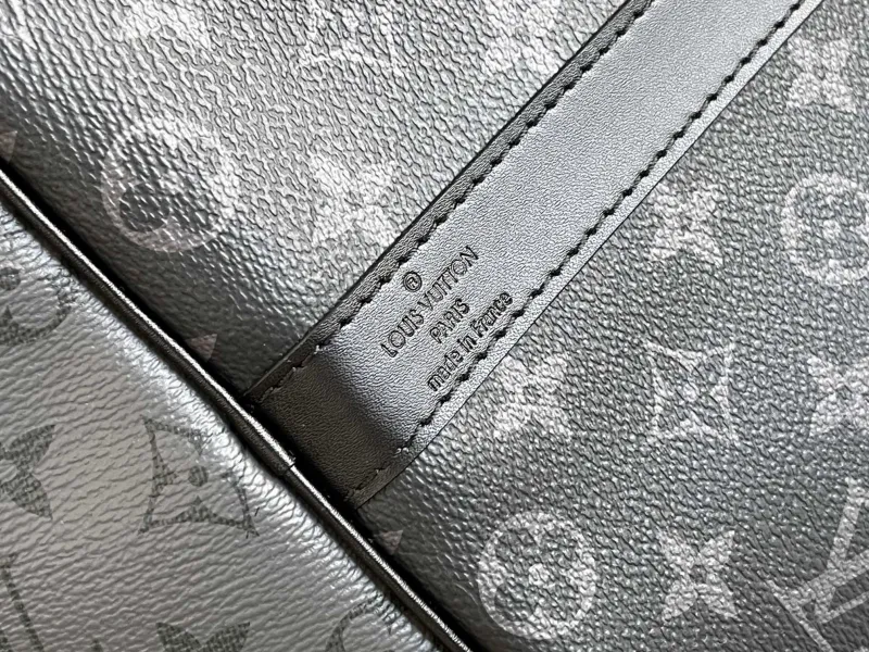 LV Travel Bags-133 - Image 6