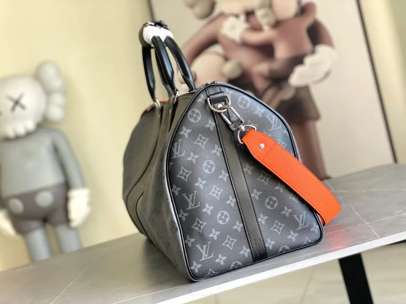 Alternative view of LV Travel Bags-134