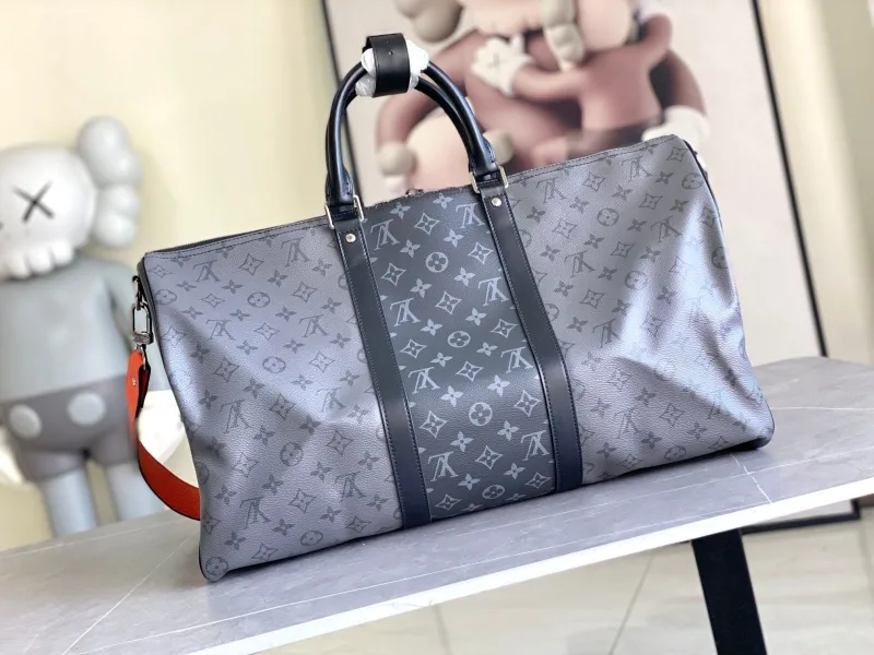 LV Travel Bags-134 - Image 3