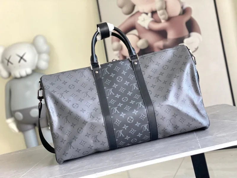 LV Travel Bags-136 - Image 4