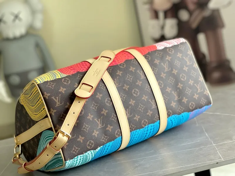 LV Travel Bags-138 - Image 4