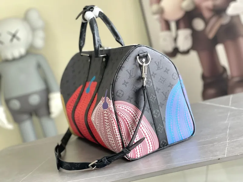Alternative view of LV Travel Bags-139