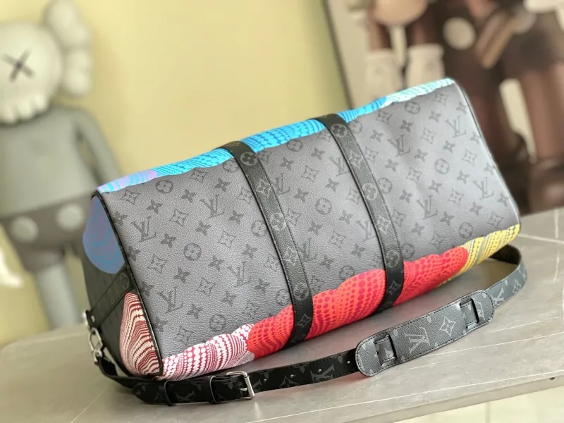 LV Travel Bags-139 - Image 4