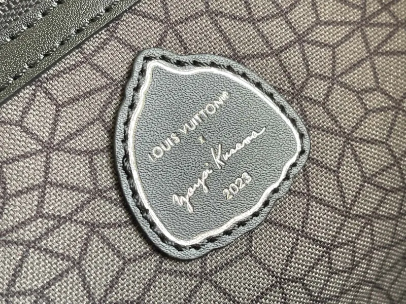 LV Travel Bags-139 - Image 8
