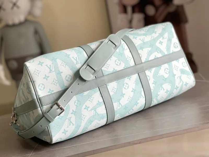 LV Travel Bags-140 - Image 4