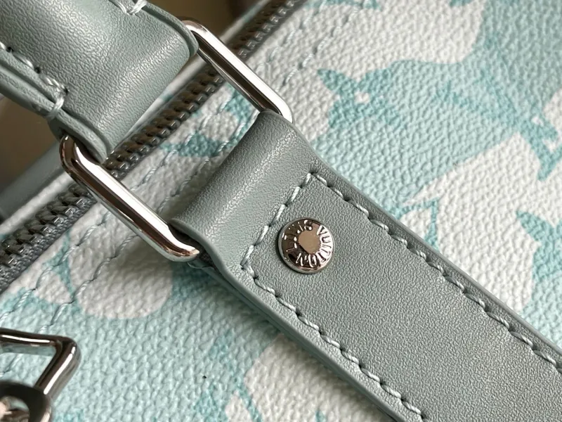 LV Travel Bags-140 - Image 6