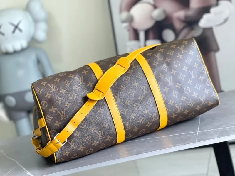 LV Travel Bags-143 - Image 4