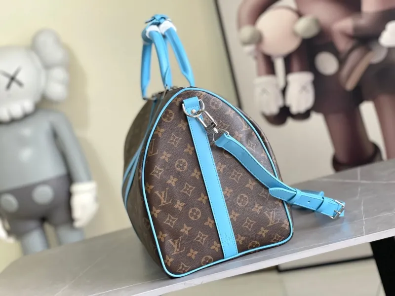 Alternative view of LV Travel Bags-144