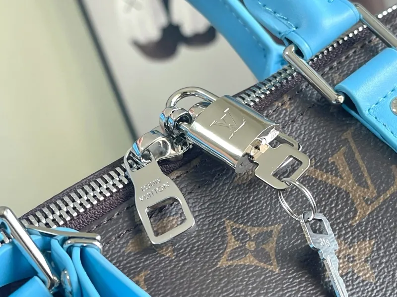 LV Travel Bags-144 - Image 5