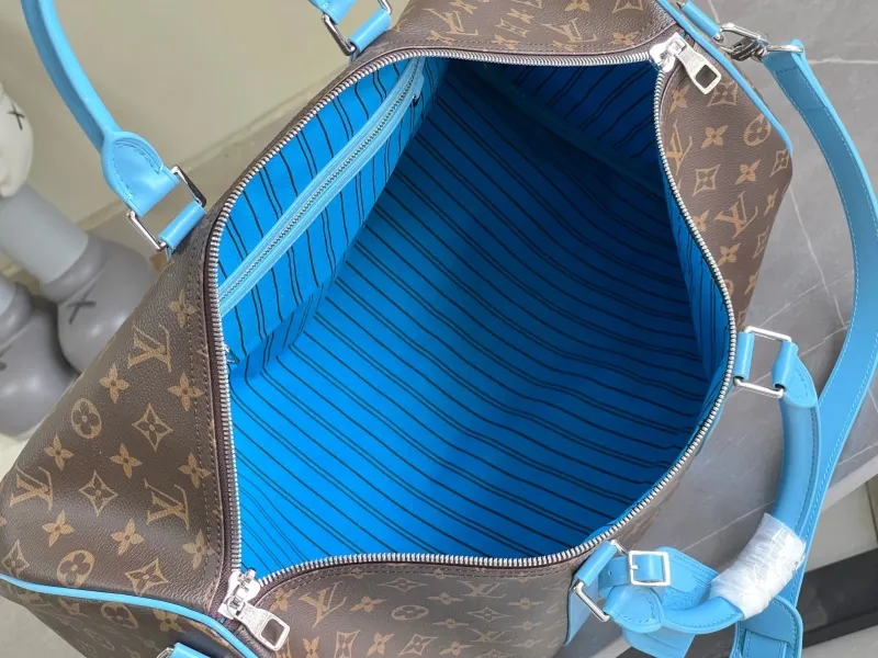 LV Travel Bags-144 - Image 9