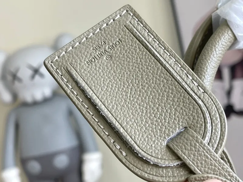 LV Travel Bags-146 - Image 6