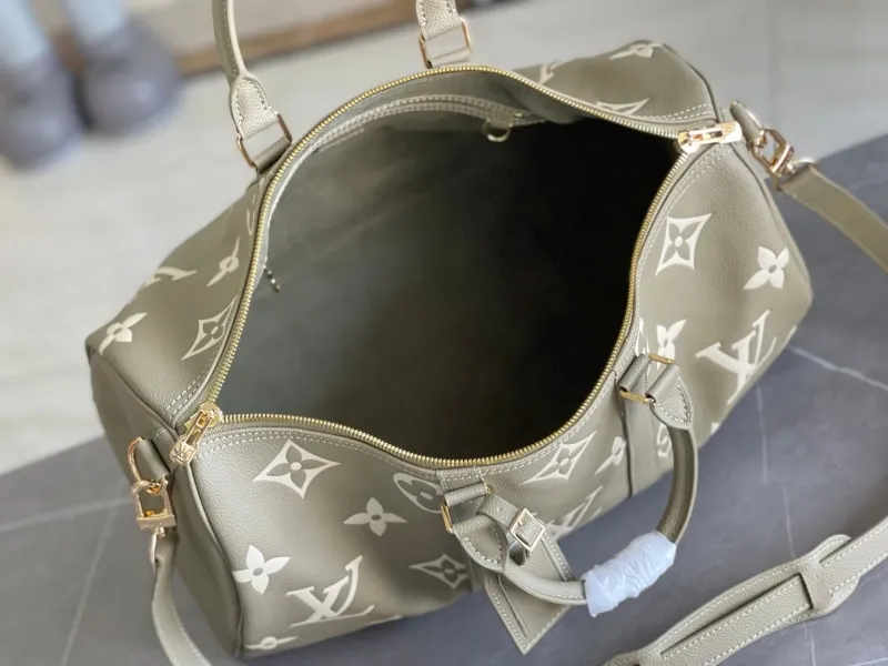 LV Travel Bags-146 - Image 8
