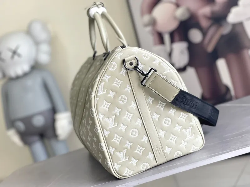 Alternative view of LV Travel Bags-149