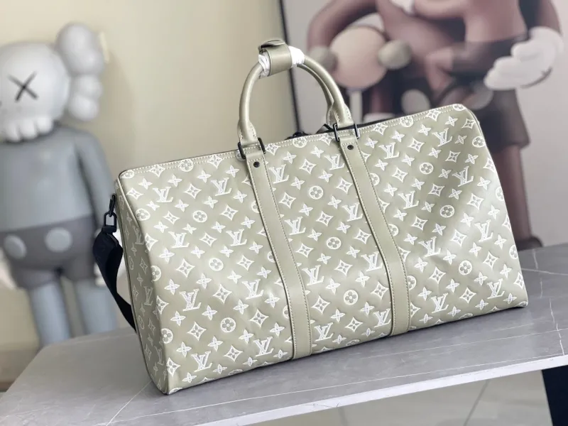 LV Travel Bags-149 - Image 3