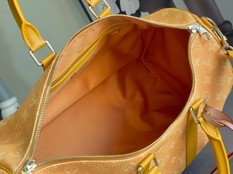 LV Travel Bags-150 - Image 8