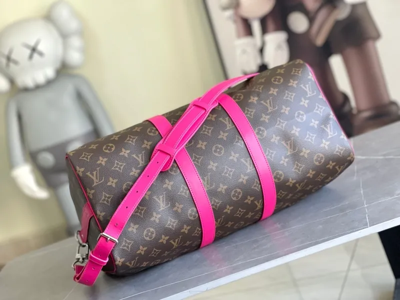 LV Travel Bags-154 - Image 4
